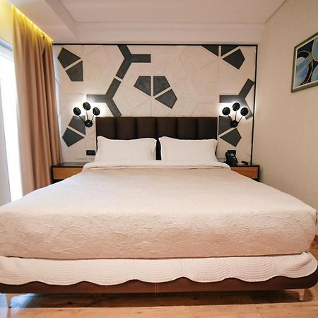Richmond Hotel Korcza Zewnętrze zdjęcie