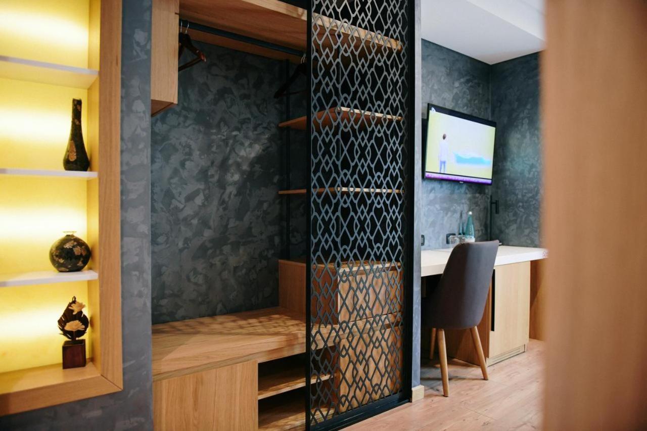 Richmond Hotel Korcza Zewnętrze zdjęcie